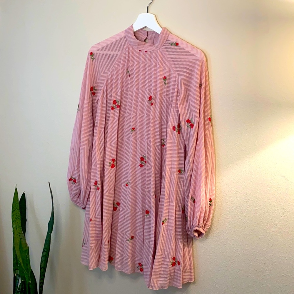 NWOT - ASOS pink rose flowy dress long sleeve